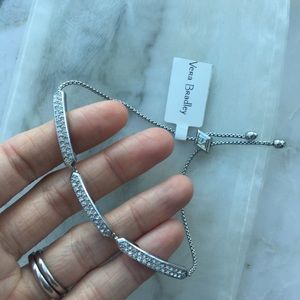 NWT Vera Bradley silver toned bracelet